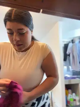 Snapshot of Tokio_Sakura chatting on March 2026 07:52:02 PM Tokio Sakura online show from March 2026 07:52:02 PM