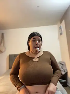 Snapshot of Tokio_Sakura chatting on March 2026 11:06:01 PM Tokio Sakura online show from March 2026 11:06:01 PM