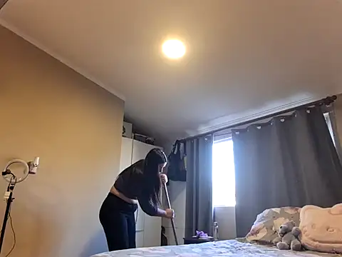 Snapshot of Denisutra777 chatting on April 2026 07:42:01 PM Denisutra777 online show from April 2026 07:42:01 PM