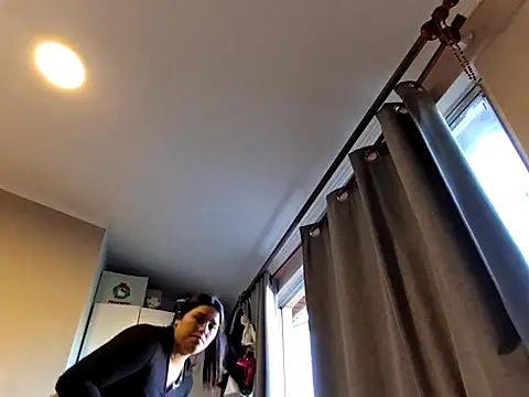 Snapshot of Denisutra777 chatting on April 2026 09:06:01 PM Denisutra777 online show from April 2026 09:06:01 PM