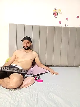 Snapshot of HOTEXTREMCOUPLE chatting on April 2026 01:49:02 AM HOTEXTREMCOUPLE online show from April 2026 01:49:02 AM