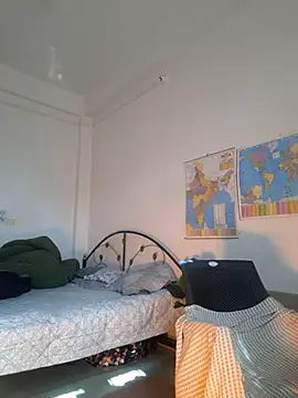 Snapshot of TheLonewolf8 chatting on February 2026 06:53:02 AM TheLonewolf8 online show from February 2026 06:53:02 AM