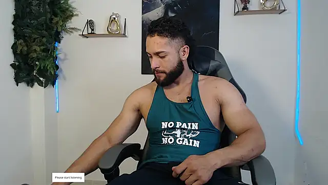 Snapshot of massimofiore_ chatting on April 2026 04:34:02 PM massimofiore online show from April 2026 04:34:02 PM