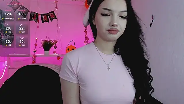 AkiraAsai online show from October 2025 08:25:01 PM