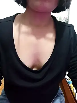 Snapshot of Thaohoa_love chatting on January 2026 09:23:02 AM Thaohoa love online show from January 2026 09:23:02 AM