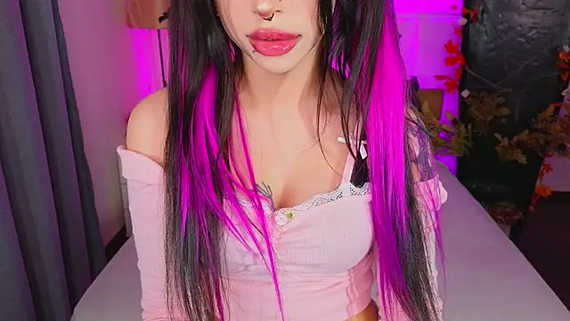 Snapshot of venomeowww__ chatting on October 2025 02:04:02 AM venomeowww online show from October 2025 02:04:02 AM