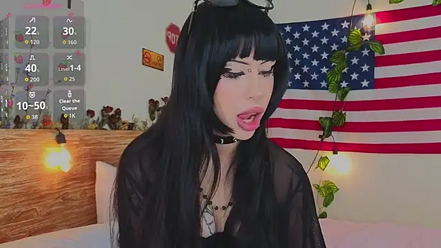 Snapshot of venomeowww__ chatting on April 2026 03:01:02 AM venomeowww online show from April 2026 03:01:02 AM