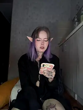 n1ghtcloud online show from September 2025 04:56:02 PM