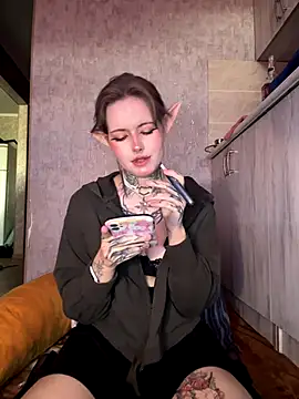 n1ghtcloud online show from October 2025 11:07:01 AM