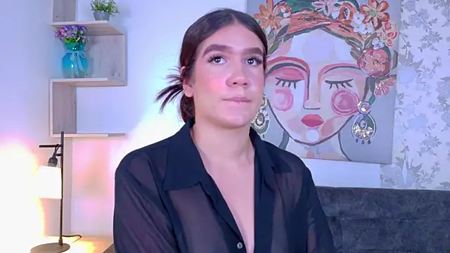 kloe bella online show from November 2025 01:33:01 PM