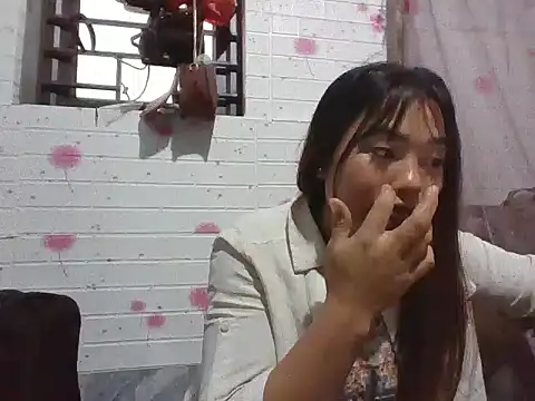 Snapshot of Lee_coope chatting on November 2025 01:27:02 AM Lee coope online show from November 2025 01:27:02 AM