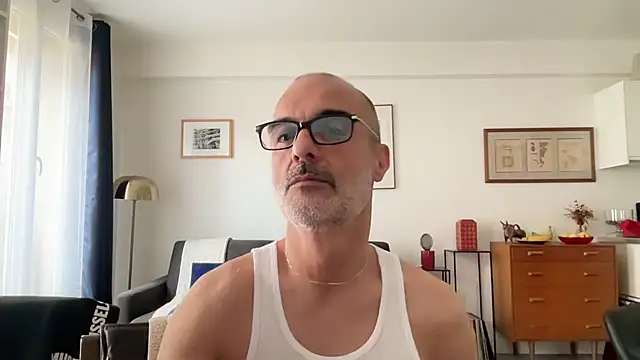 Milkywaymen online show from May 2026 11:38:02 AM