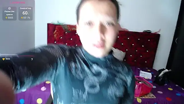 Cherry vald online show from December 2025 12:34:02 PM