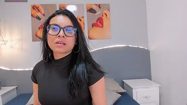 Snapshot of Sara_mora_ chatting on June 2026 11:45:02 AM Sara mora online show from June 2026 11:45:02 AM