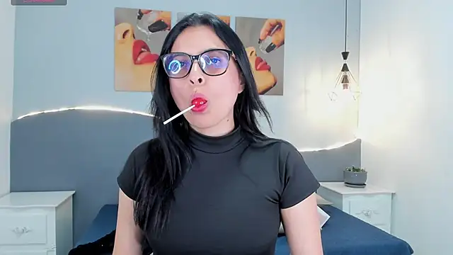 Snapshot of Sara_mora_ chatting on June 2026 07:12:01 PM Sara mora online show from June 2026 07:12:01 PM