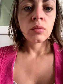 Snapshot of ladywithbigass chatting on September 2025 05:00:02 AM ladywithbigass online show from September 2025 05:00:02 AM