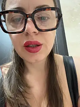 Snapshot of ladywithbigass chatting on January 2026 05:56:01 AM ladywithbigass online show from January 2026 05:56:01 AM