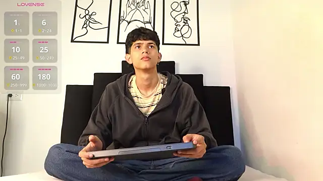 alexmark  online show from January 2026 01:24:02 PM