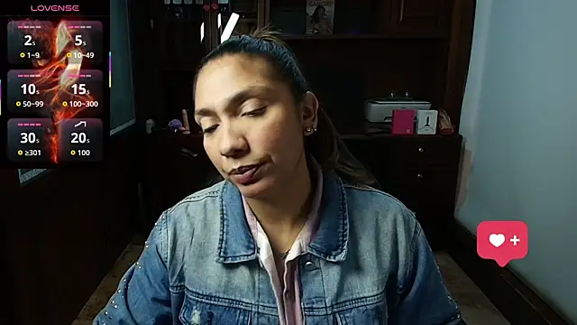 Snapshot of SexyRachel_ chatting on January 2026 12:11:01 PM SexyRachel online show from January 2026 12:11:01 PM
