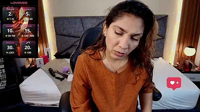 Snapshot of SexyRachel_ chatting on February 2026 12:08:02 PM SexyRachel online show from February 2026 12:08:02 PM