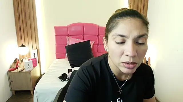 Snapshot of SexyRachel_ chatting on February 2026 07:31:02 PM SexyRachel online show from February 2026 07:31:02 PM