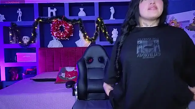 sari belle online show from December 2025 09:11:02 PM