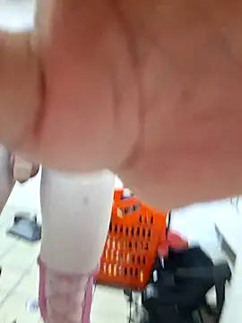 Snapshot of rivocumslut chatting on April 2026 01:58:02 AM rivocumslut online show from April 2026 01:58:02 AM