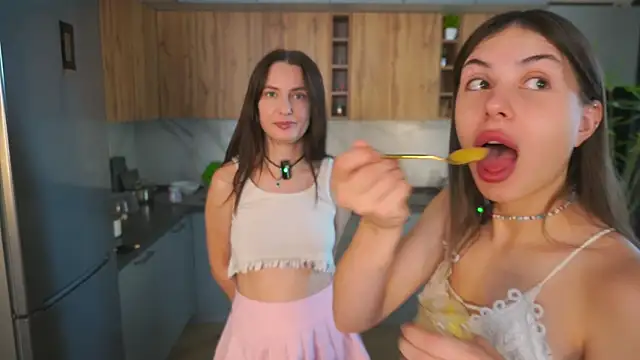 Snapshot of Anny_Molly chatting on September 2025 08:17:01 AM Anny Molly online show from September 2025 08:17:01 AM