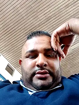 Snapshot of osolatino-colombia chatting on February 2026 12:15:01 PM osolatino-colombia online show from February 2026 12:15:01 PM