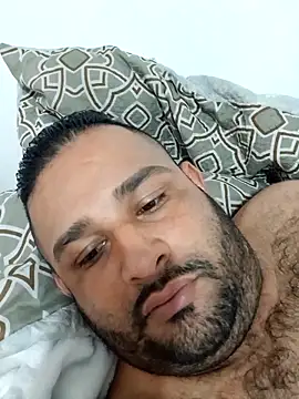 Snapshot of osolatino-colombia chatting on April 2026 03:58:02 PM osolatino-colombia online show from April 2026 03:58:02 PM