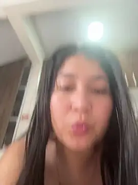 evelyn 1702 online show from October 2025 07:02:01 PM