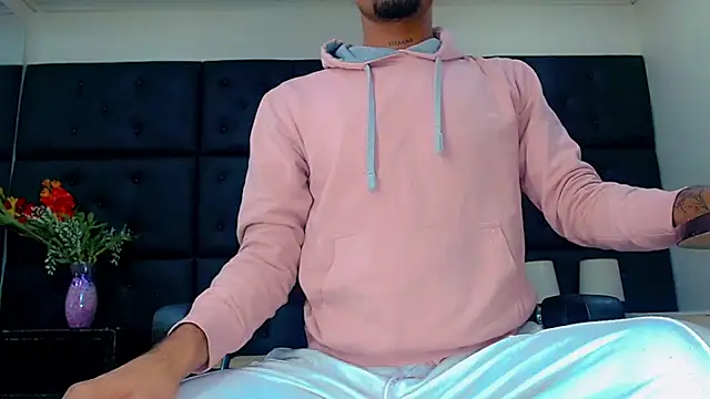 StivBigCock online show from October 2025 02:01:02 AM