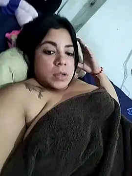 Snapshot of Georgina_Bigboobs chatting on October 2025 03:31:02 AM Georgina Bigboobs online show from October 2025 03:31:02 AM