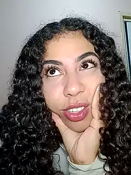 Snapshot of A_maddy chatting on October 2025 01:37:01 AM A maddy online show from October 2025 01:37:01 AM