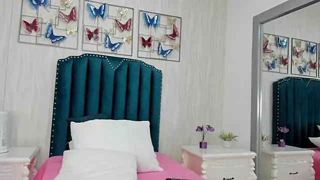 Snapshot of Alison_Carde05 chatting on November 2025 07:38:01 PM Alison Carde05 online show from November 2025 07:38:01 PM