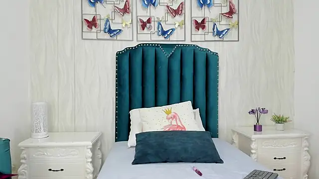 Snapshot of Alison_Carde05 chatting on December 2025 07:41:01 PM Alison Carde05 online show from December 2025 07:41:01 PM