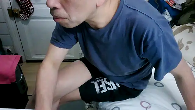 masculado69 online show from March 2026 07:28:01 PM