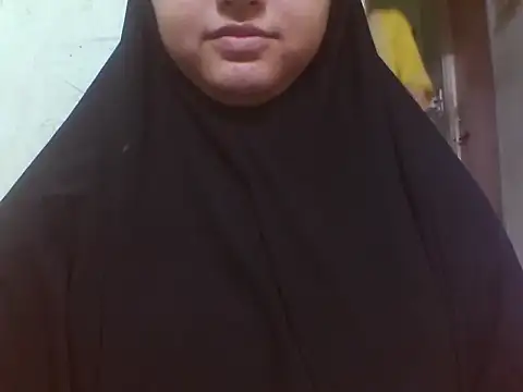 Snapshot of Cute_dolly23 chatting on July 2026 12:09:01 PM Cute dolly23 online show from July 2026 12:09:01 PM