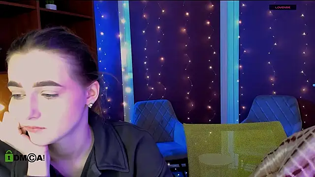 luna tin online show from December 2025 05:46:01 AM