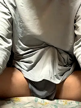 Snapshot of themloncuaem chatting on October 2025 12:06:02 PM themloncuaem online show from October 2025 12:06:02 PM