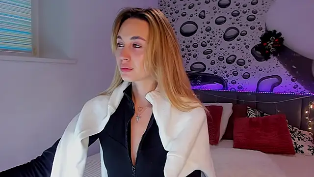 Snapshot of AlexaWilds chatting on January 2026 01:27:02 PM AlexaWilds online show from January 2026 01:27:02 PM