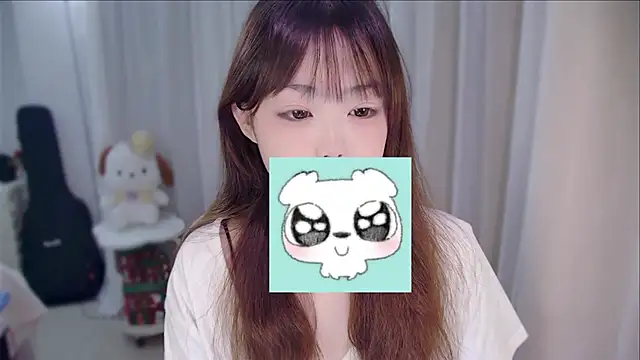 Snapshot of YUANYUAN-A chatting on April 2026 01:05:02 PM YUANYUAN-A online show from April 2026 01:05:02 PM