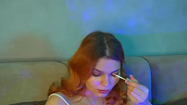 Snapshot of BellaMarebelle chatting on October 2025 04:33:01 AM BellaMarebelle online show from October 2025 04:33:01 AM