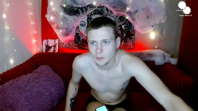 Snapshot of Xavier_Night81 chatting on October 2025 09:10:01 AM Xavier Night81 online show from October 2025 09:10:01 AM