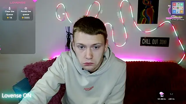 Snapshot of Xavier_Night81 chatting on November 2025 08:47:01 AM Xavier Night81 online show from November 2025 08:47:01 AM