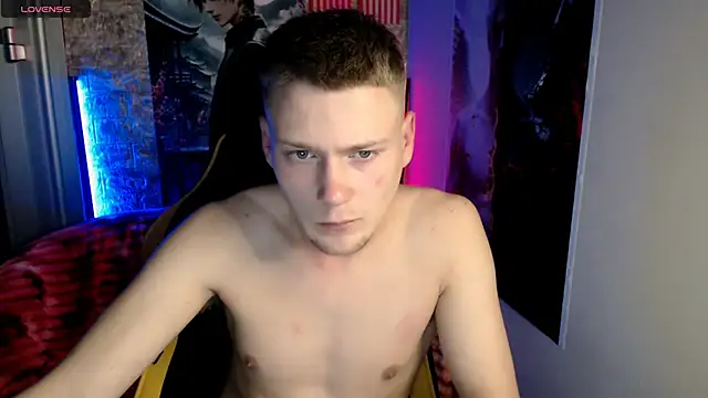 Snapshot of Xavier_Night81 chatting on December 2025 10:57:02 AM Xavier Night81 online show from December 2025 10:57:02 AM