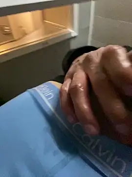 Snapshot of rosembertg chatting on February 2026 01:28:01 PM rosembertg online show from February 2026 01:28:01 PM