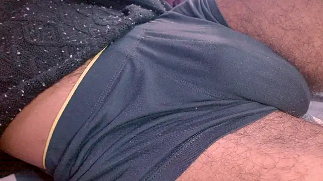 Snapshot of funndudd chatting on December 2025 01:26:01 PM funndudd online show from December 2025 01:26:01 PM