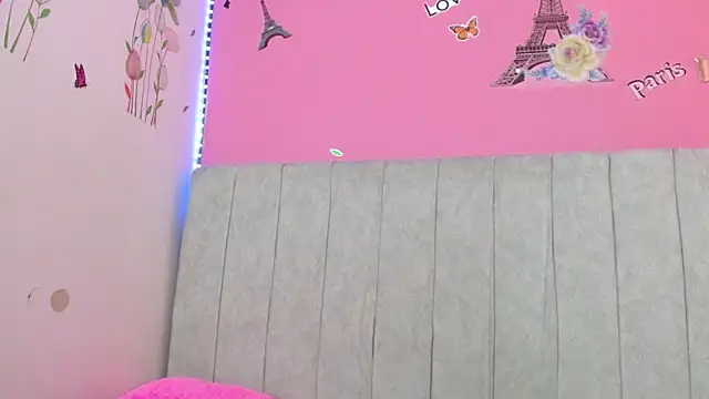 Snapshot of mabelsweet303av chatting on November 2025 06:01:01 PM mabelsweet303av online show from November 2025 06:01:01 PM