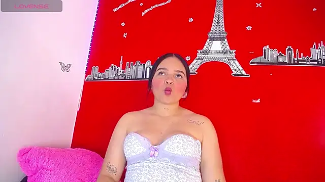 Snapshot of mabelsweet303av chatting on December 2025 06:38:01 PM mabelsweet303av online show from December 2025 06:38:01 PM